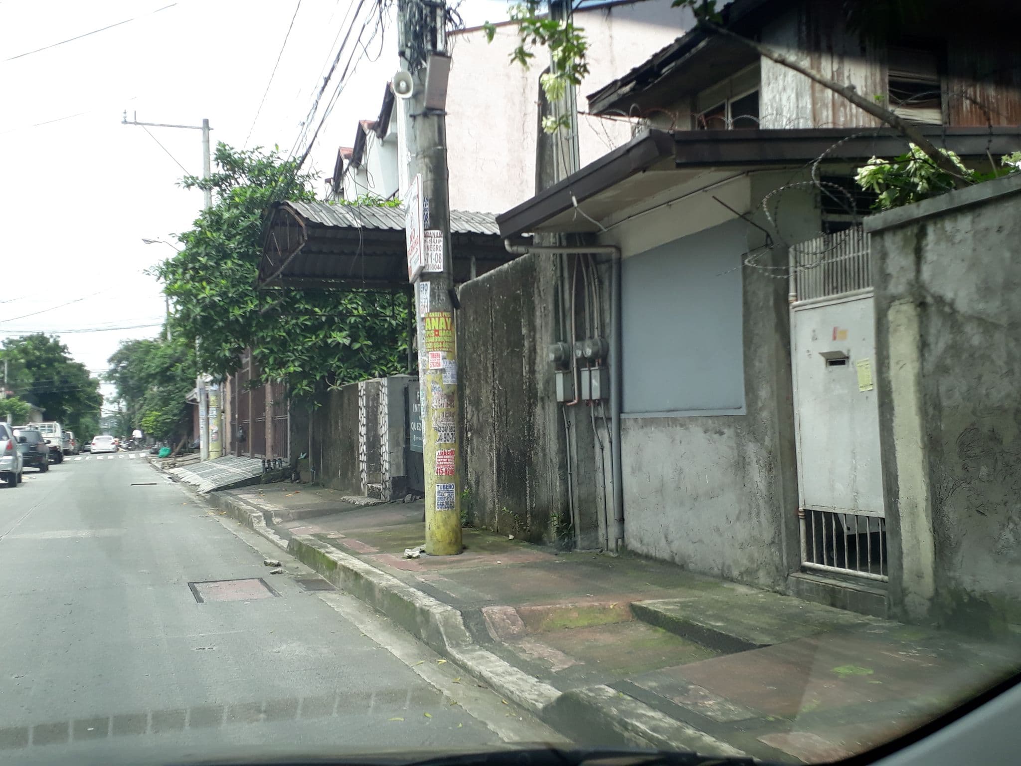 Street view near One Liberty Hotel, Quezon City — © noie (CC BY-SA · Mapillary)