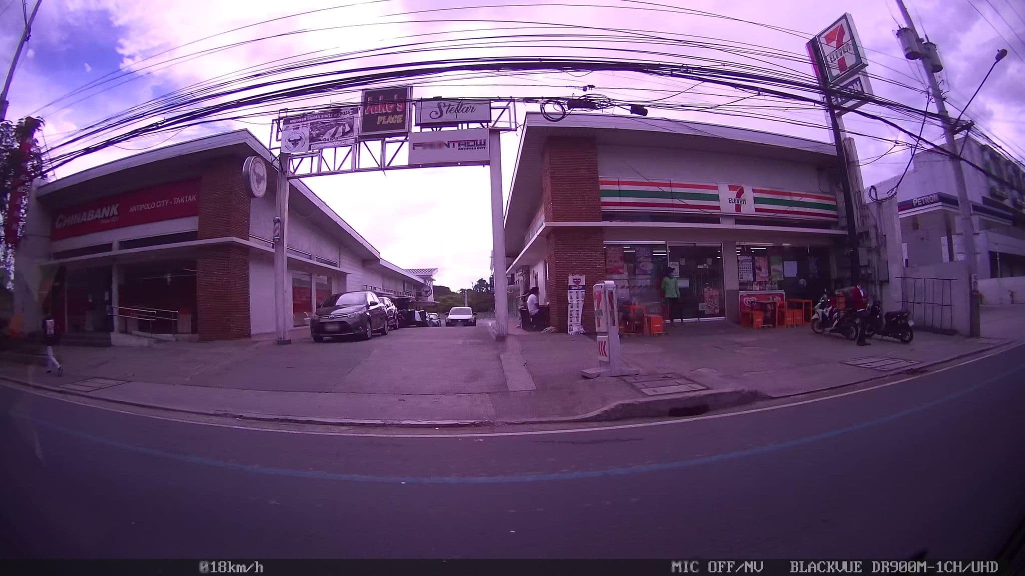 Street view near Femar Garden Resort and Hotel, Cainta — © kaart_2 (CC BY-SA · Mapillary)