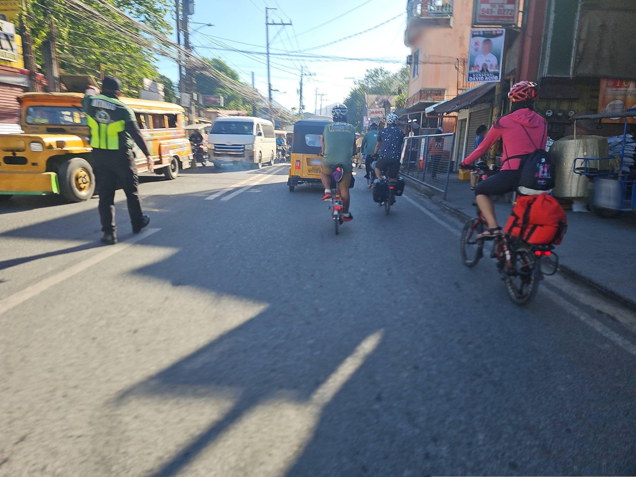 Street view near Luver's Hotel & Resort, Malanday — © Jongkiko (CC BY-SA · Mapillary)