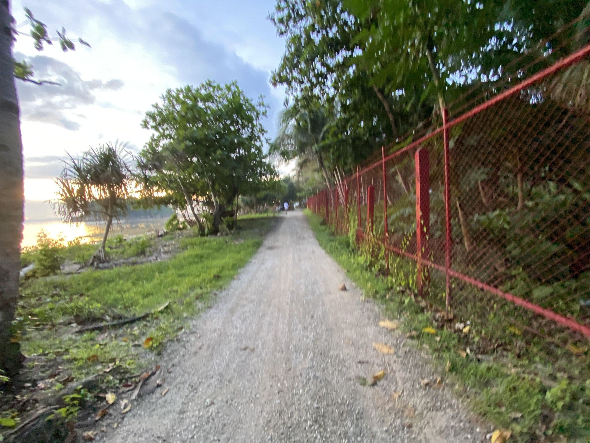 Street view near Escape Eco Resort & Pirate Hideout, Looc — © ralleon (CC BY-SA · Mapillary)