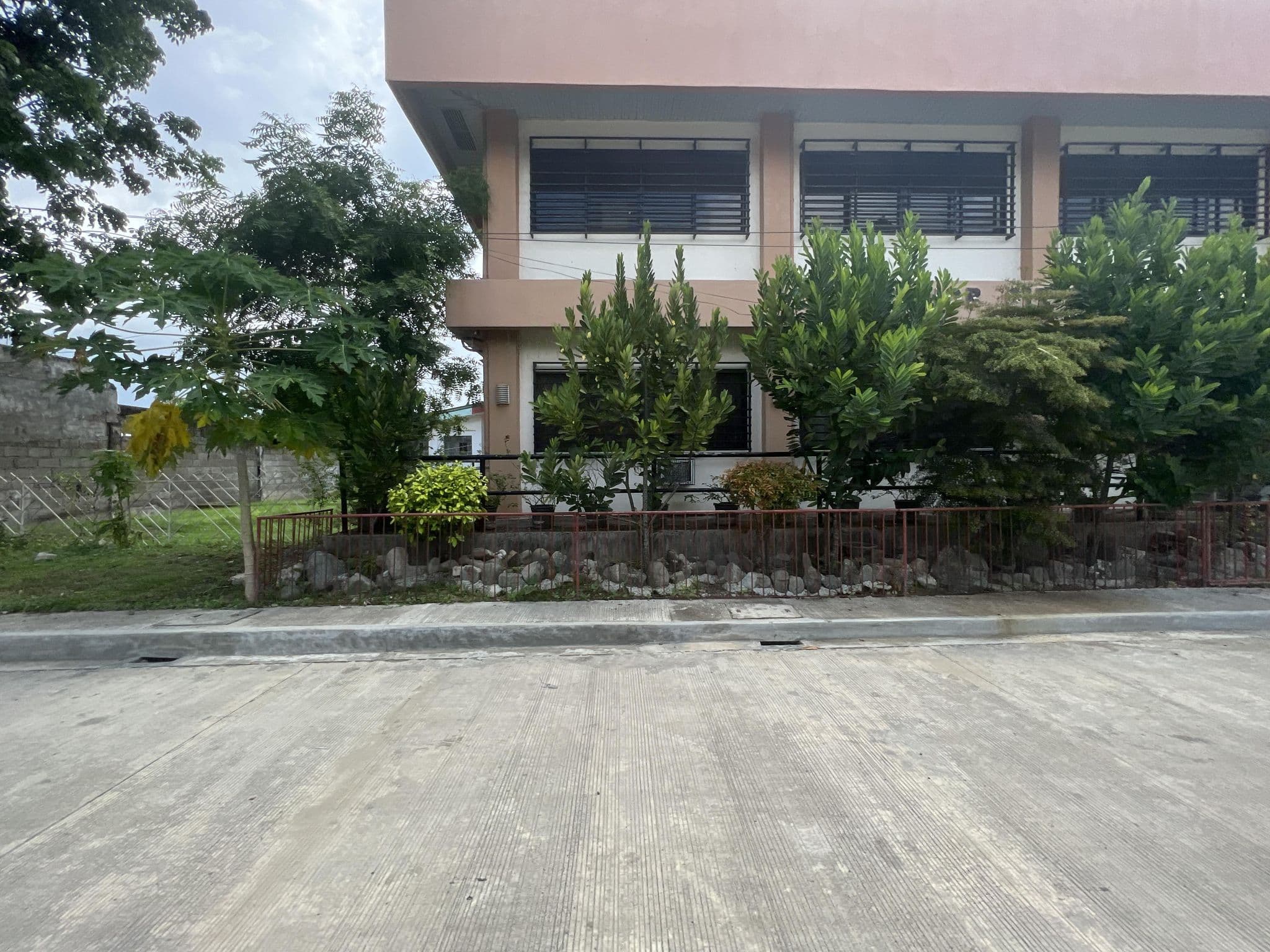 Street view near Angelique Inn and Restaurant, Looc — © jeth888 (CC BY-SA · Mapillary)