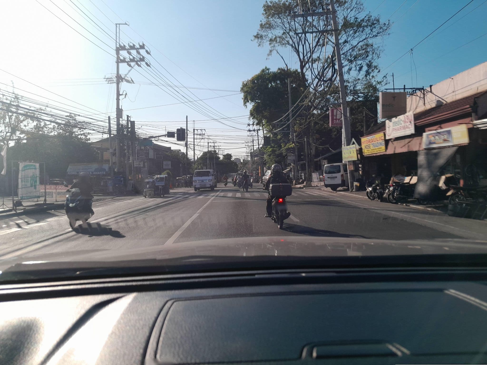 Street view near FineRock Hotel, San Pablo — © ericb1983 (CC BY-SA · Mapillary)