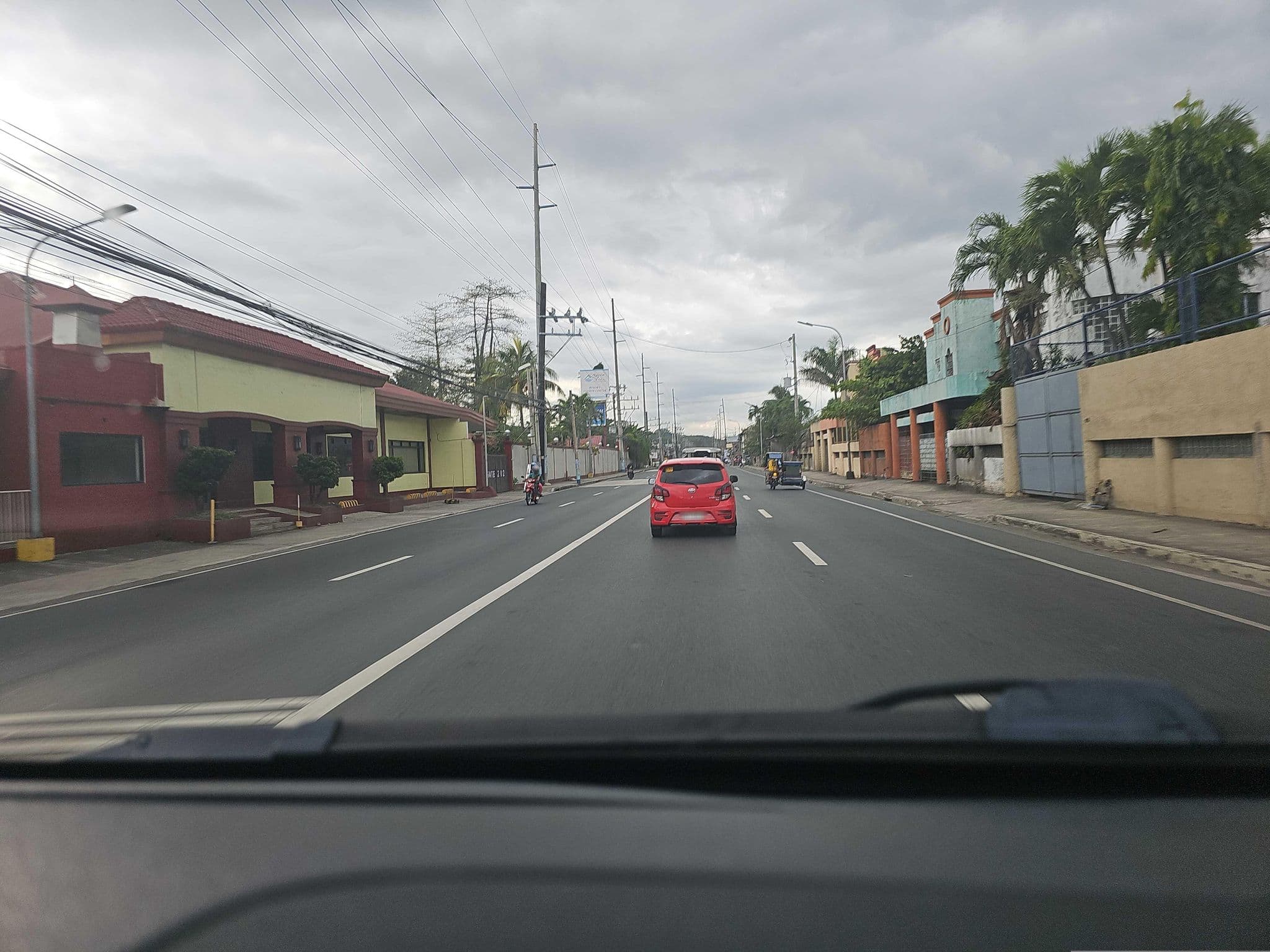 Street view near Casa de Tobias Mountain Resort, Calamba — © Jongkiko (CC BY-SA · Mapillary)