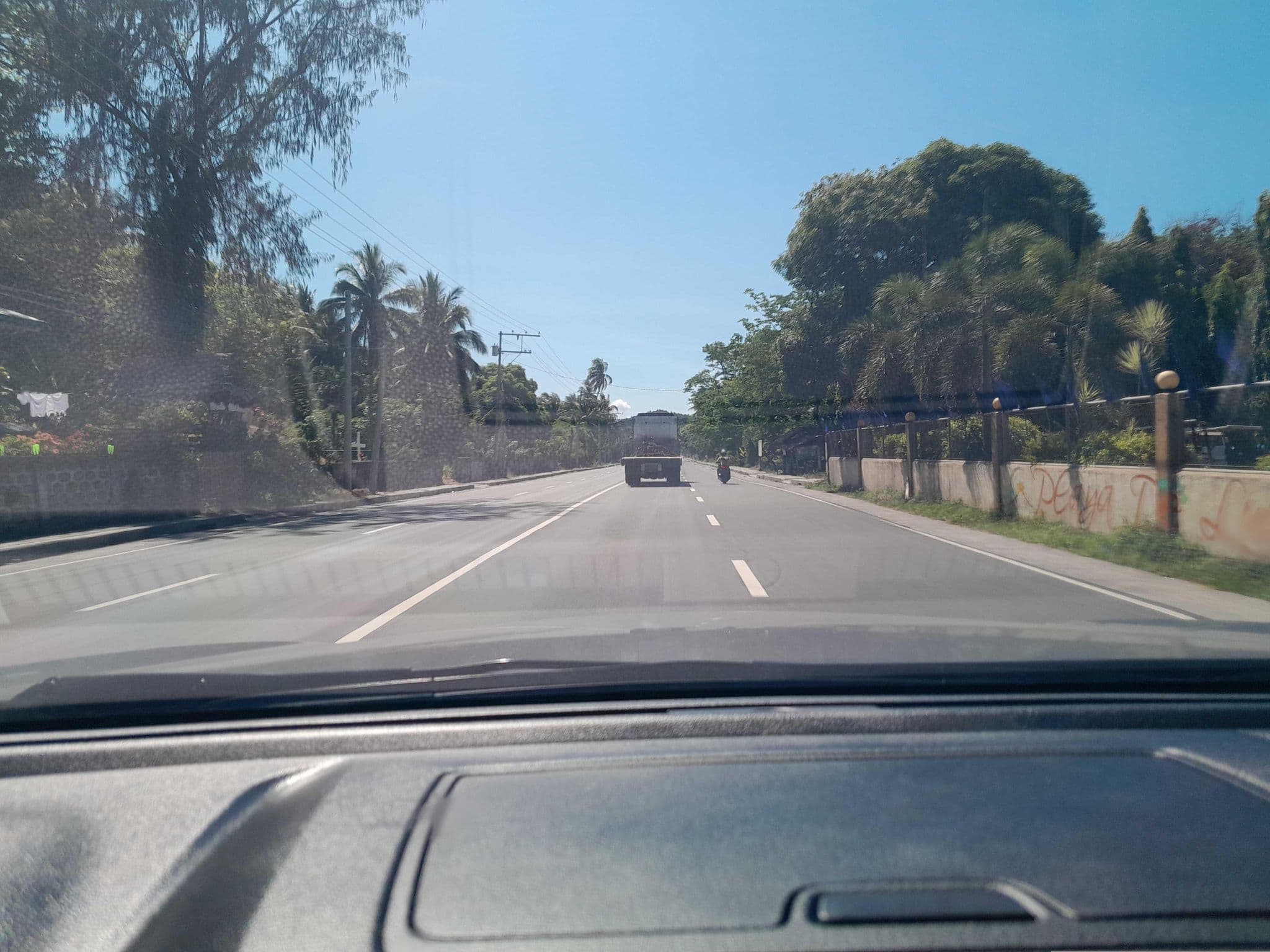 Street view near Playa De Lucia Bayview Resort, Atimonan — © ericb1983 (CC BY-SA · Mapillary)