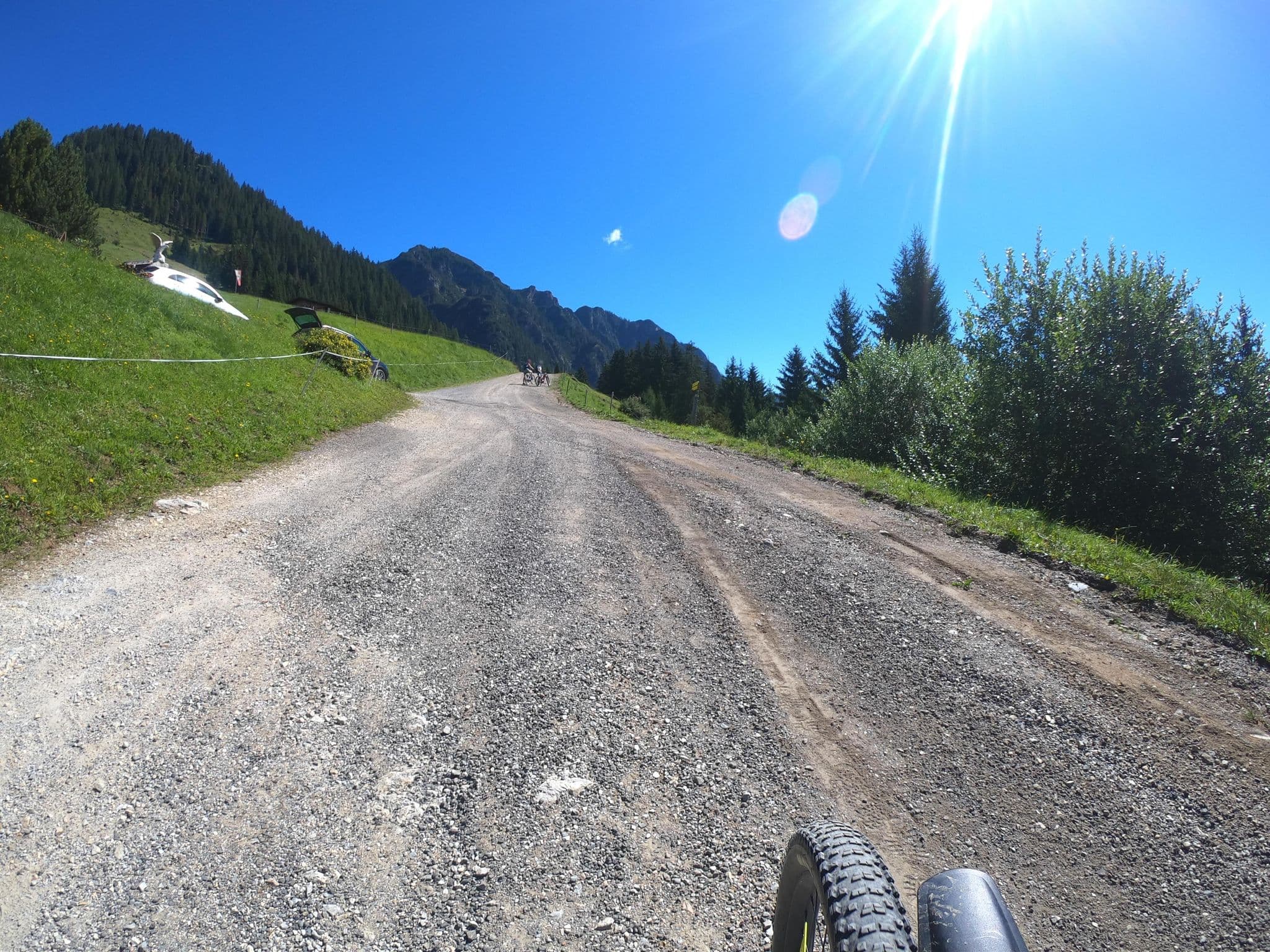 Street view near Alm-Hotel Bischofer Alm, Alpbach — © vinisa (CC BY-SA · Mapillary)