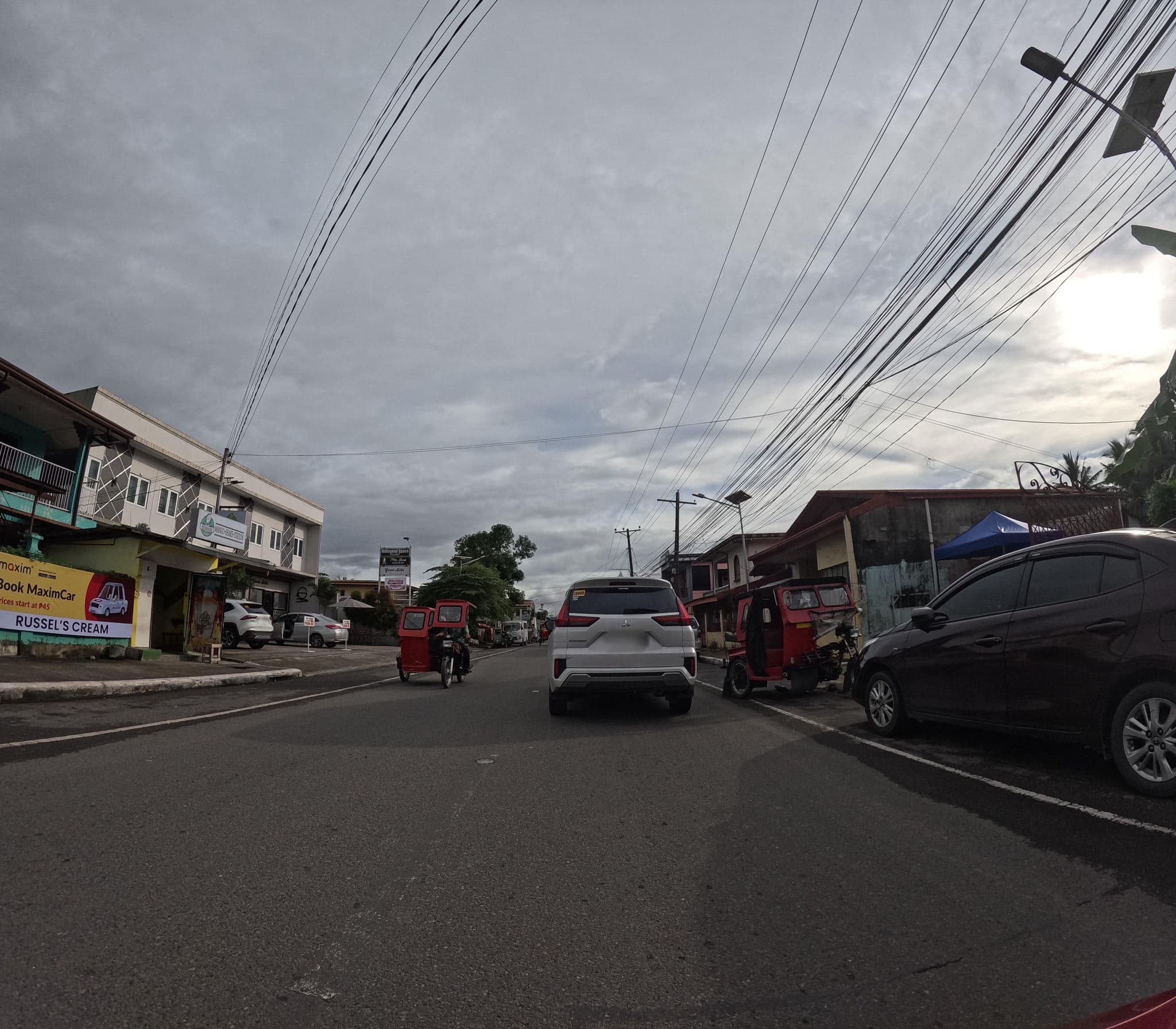 Street view near Boarding House, Pawing — © feyeandal (CC BY-SA · Mapillary)
