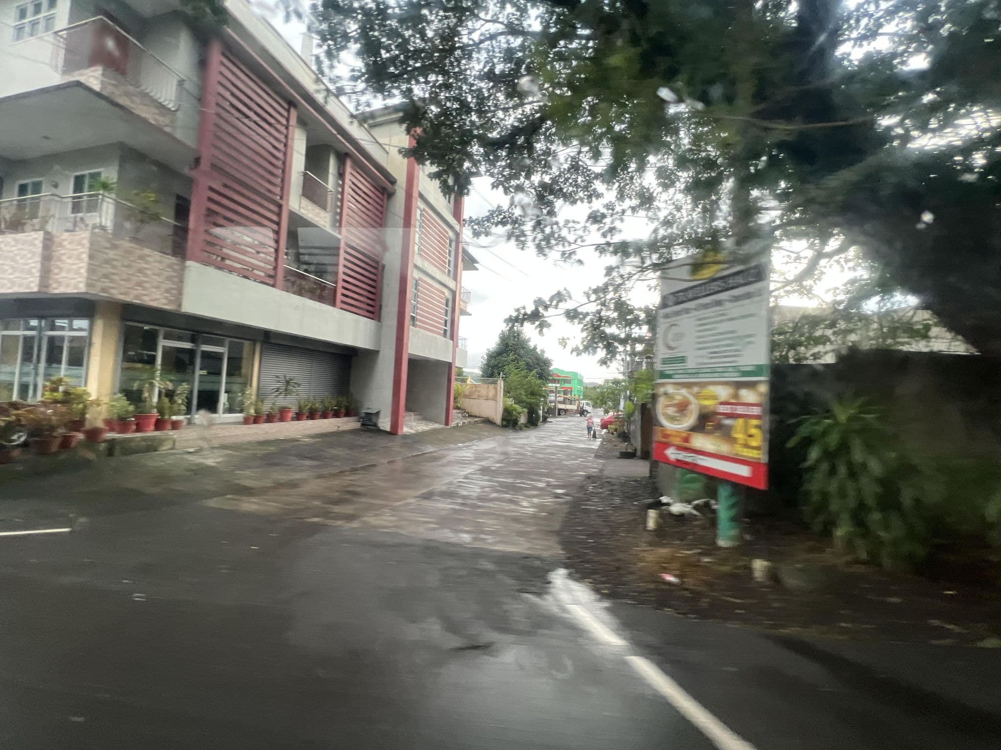 Street view near Manong’s Hometel, Tagas — © shogohirasawa (CC BY-SA · Mapillary)