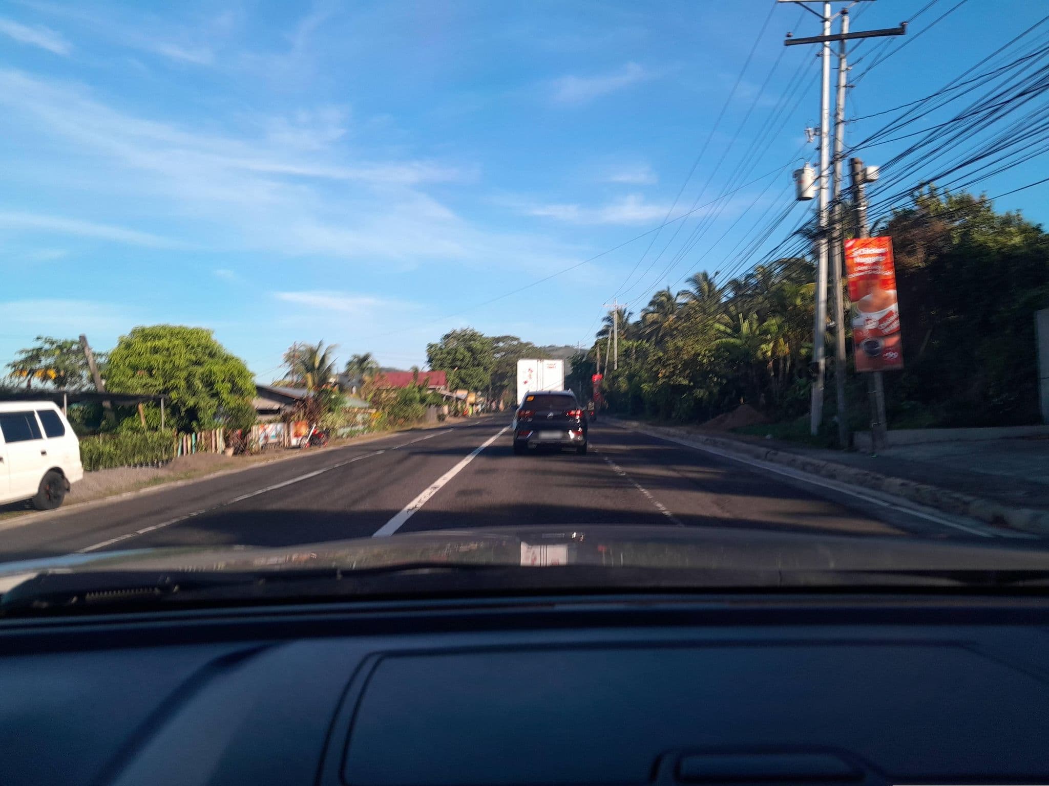Street view near Patio De Rowena, San Rafael — © ericb1983 (CC BY-SA · Mapillary)