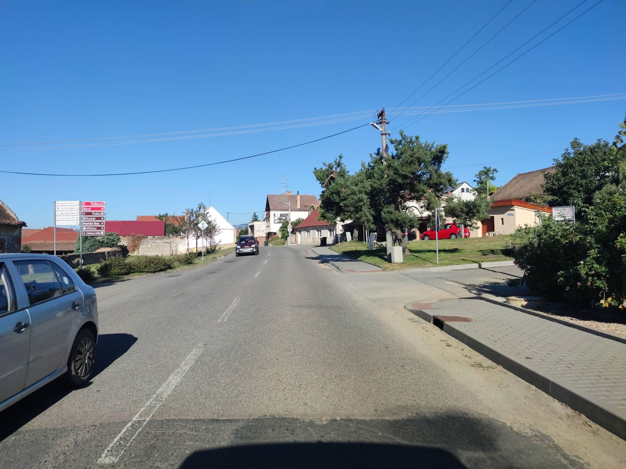 Street view near Penzion Vinařství Přítluky, Zaječí — © martinpoljak (CC BY-SA · Mapillary)