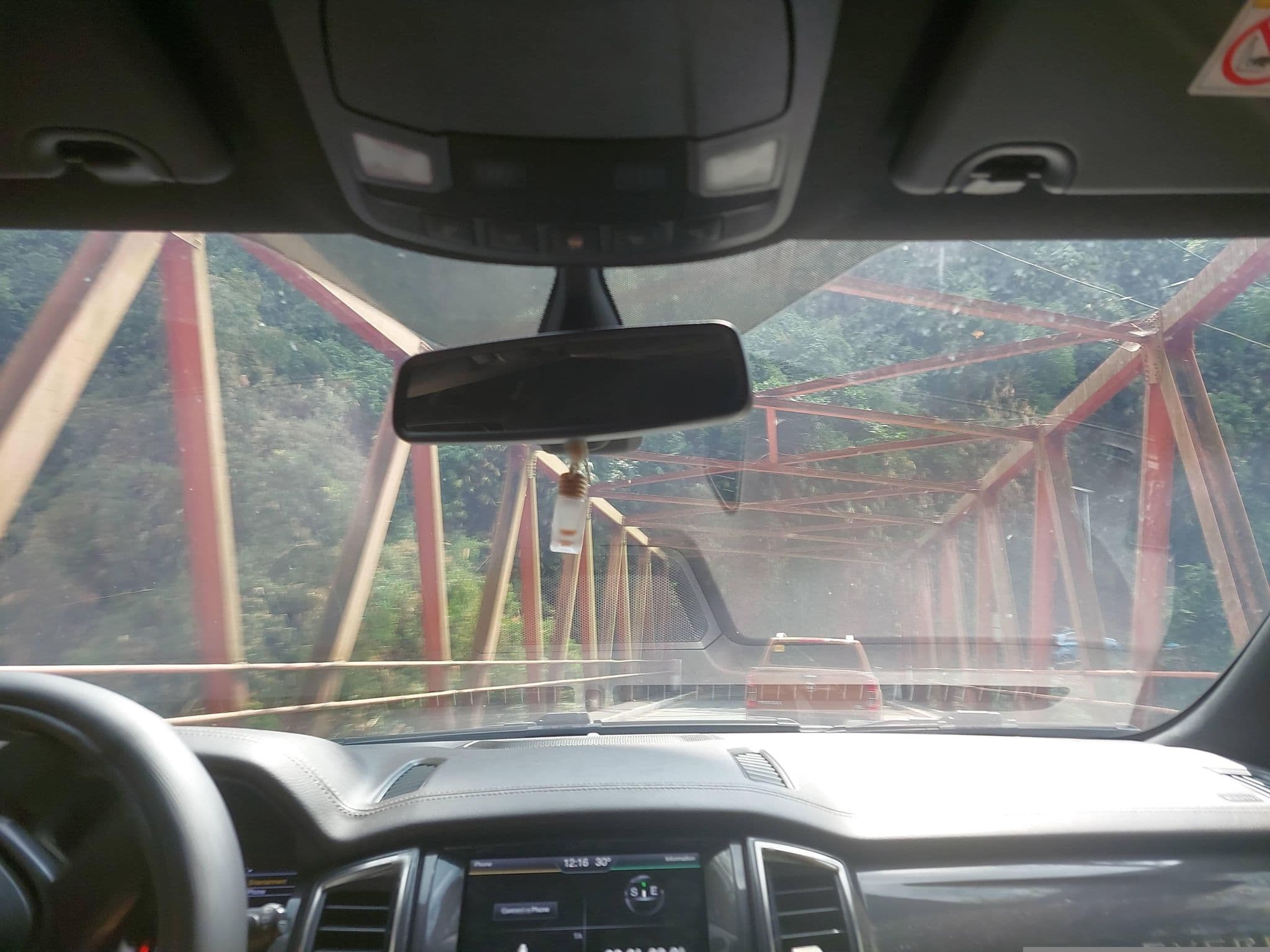 Street view near Neverland Mountain Resort, Bayabas — © Yivan000 (CC BY-SA · Mapillary)
