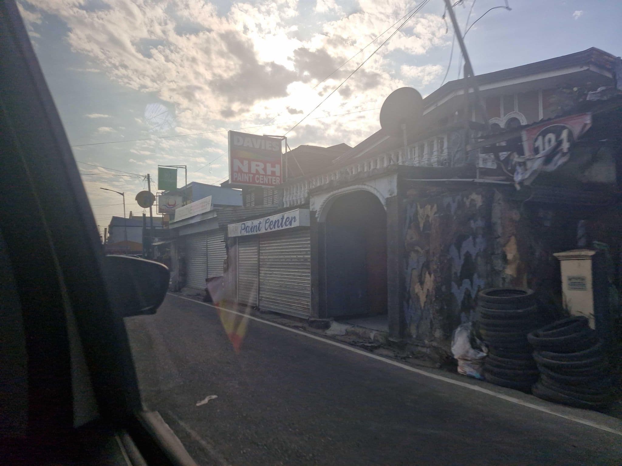 Street view near West Loch Park Hotel, Magsingal — © Yivan000 (CC BY-SA · Mapillary)