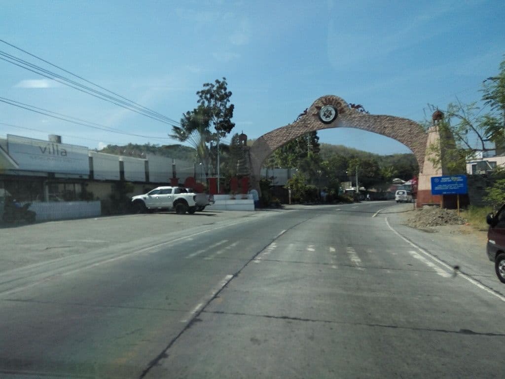 Street view near Villa d' El-Lita Resort and Restaurant, Tagudin — © asdfasdf0986 (CC BY-SA · Mapillary)