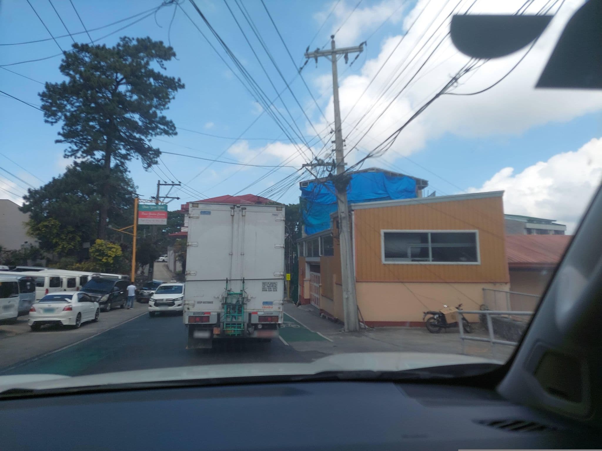 Street view near The Orchard Hotel Baguio, Baguio — © Yivan000 (CC BY-SA · Mapillary)