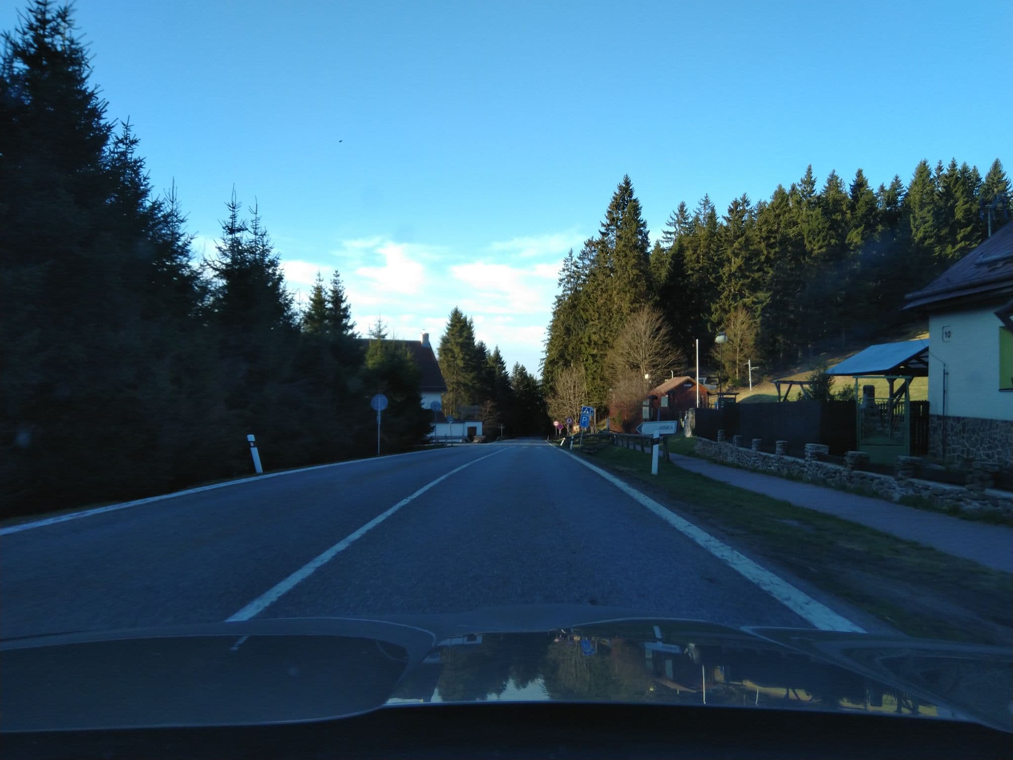 Street view near Apartmány Kopaničáková, Vimperk — © vwv (CC BY-SA · Mapillary)