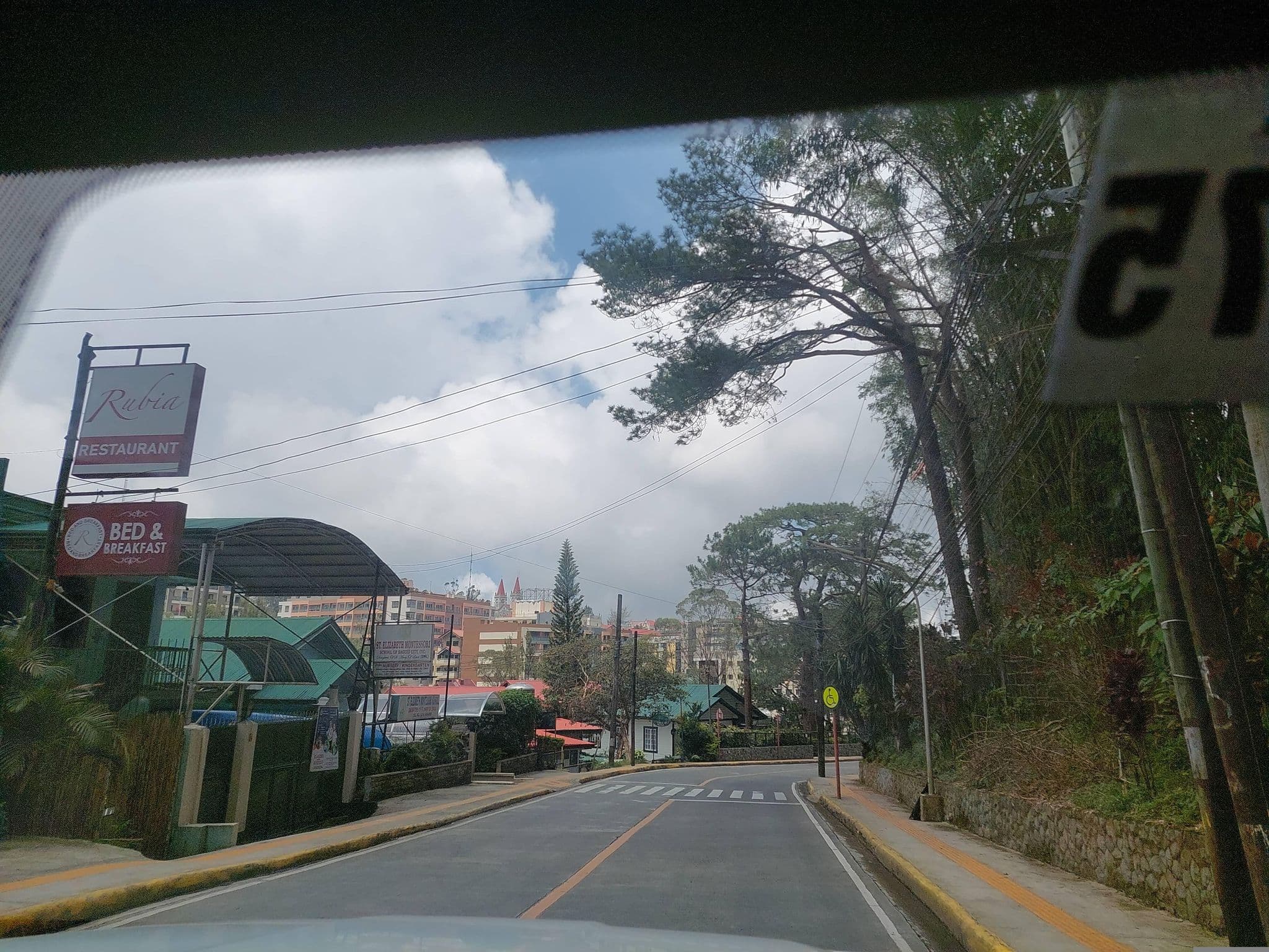 Street view near R Bed And Breakfast Baguio, Baguio — © Yivan000 (CC BY-SA · Mapillary)