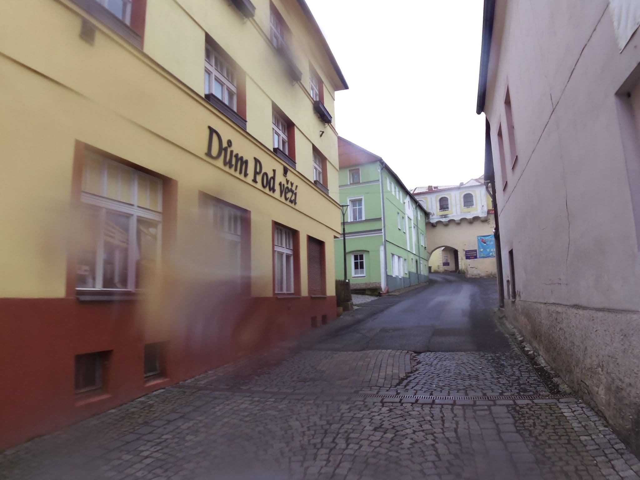 Street view near Apartmány Jakubské náměstí, Česká Kamenice — © fell3 (CC BY-SA · Mapillary)