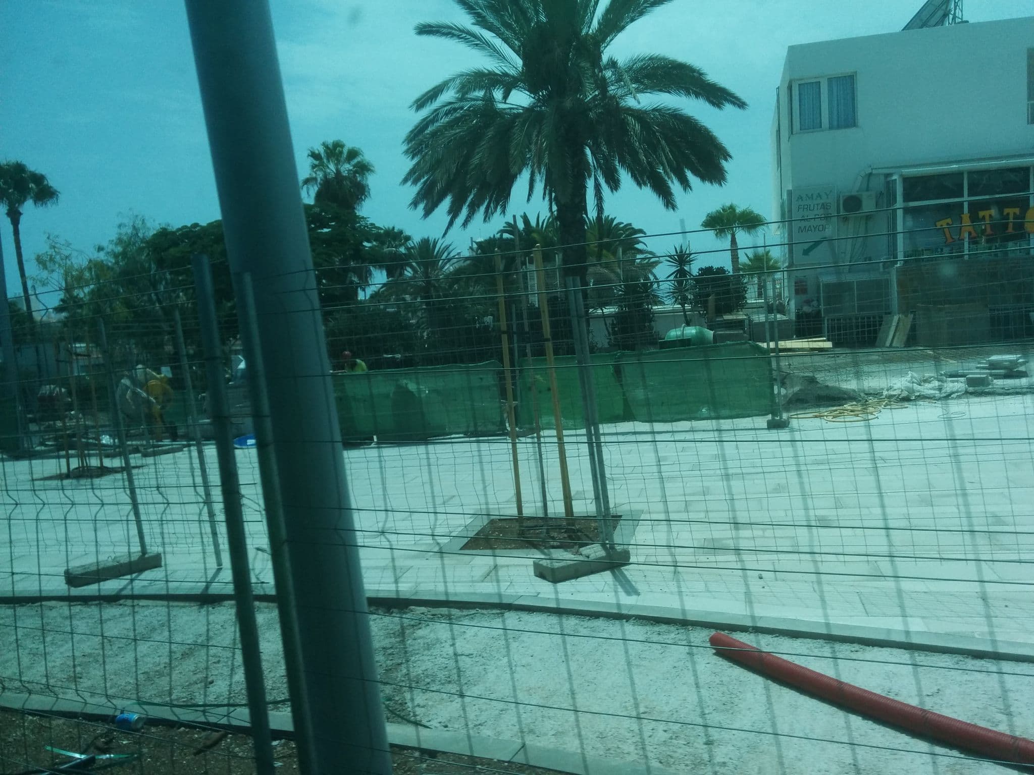 Street view near House Lele by Holiday World, Playa de las Américas — © rutsky (CC BY-SA · Mapillary)
