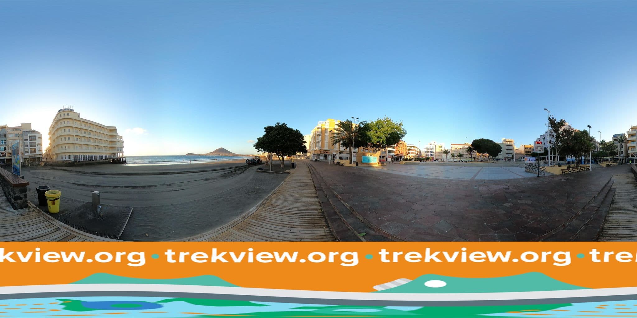 Street view near El Medano Hotel Santa Cruz de Tenerife, Granadilla de Abona — © trekviewed (CC BY-SA · Mapillary)