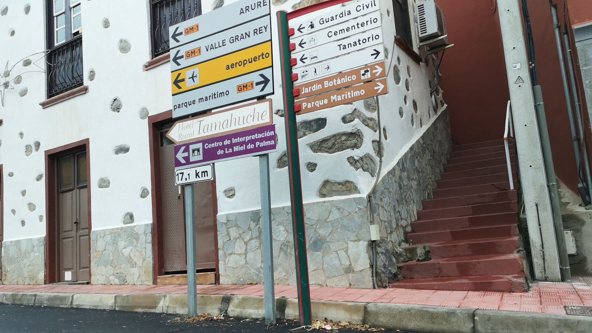 Street view near Aparthotel Triana II, Vallehermosa — © esario (CC BY-SA · Mapillary)