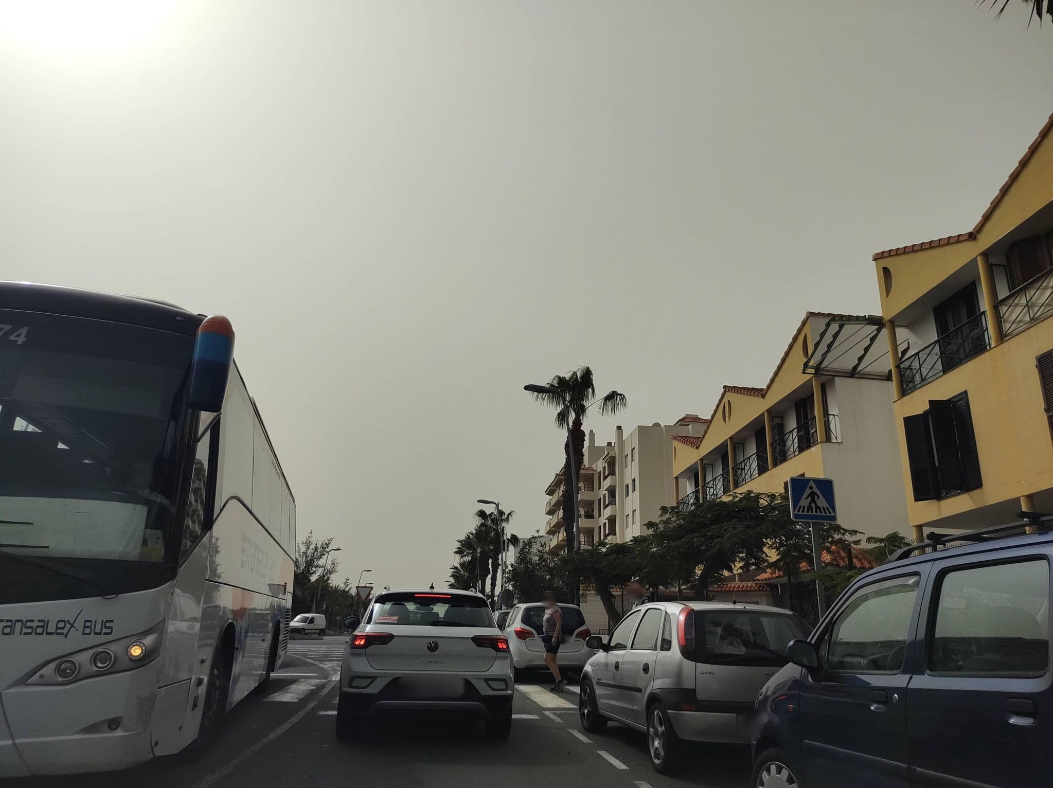 Street view near Altamar (rus), Playa de las Américas — © thetornado76 (CC BY-SA · Mapillary)