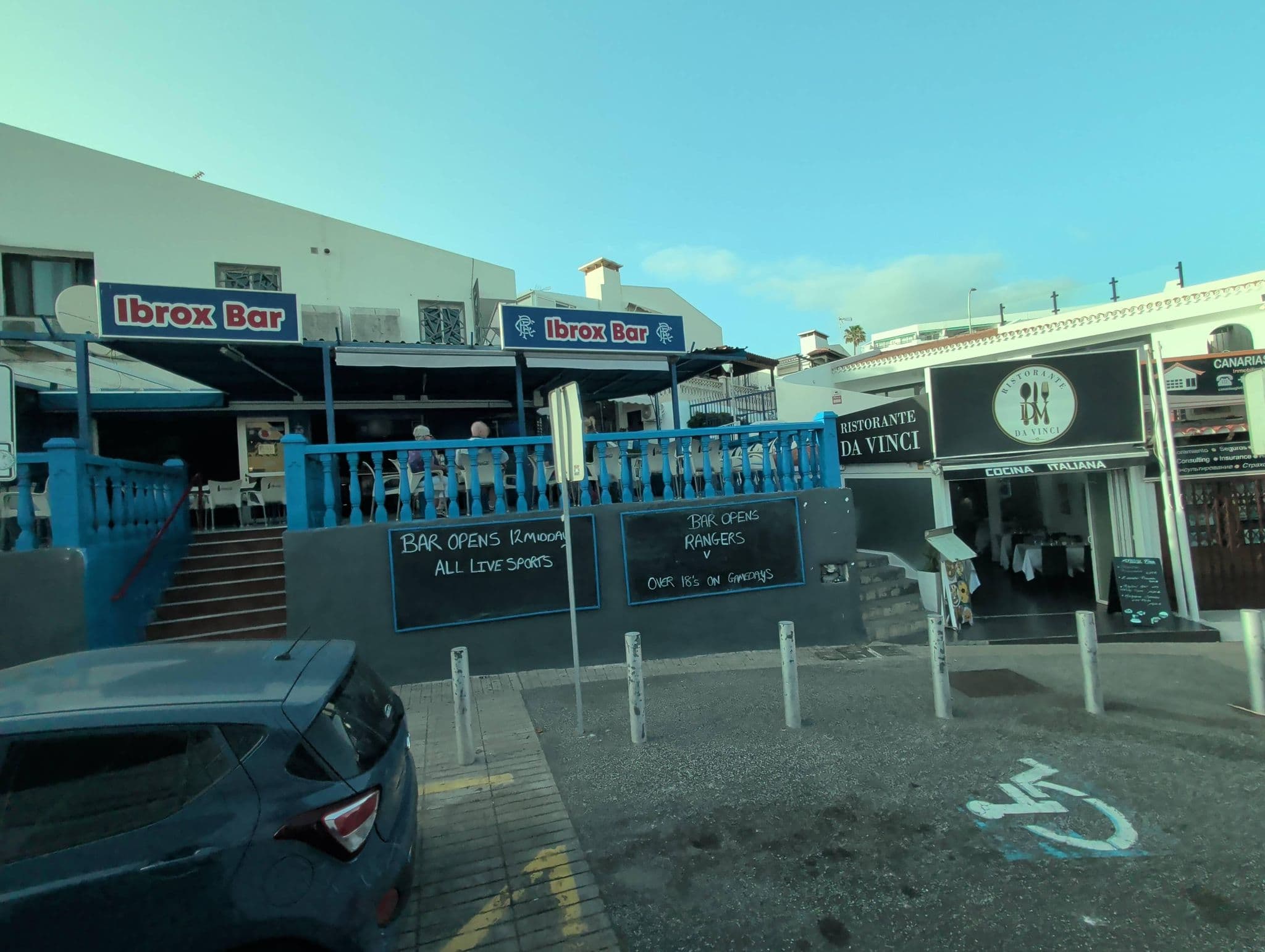 Street view near Friendly Rooms, Playa de las Américas — © AR88 (CC BY-SA · Mapillary)
