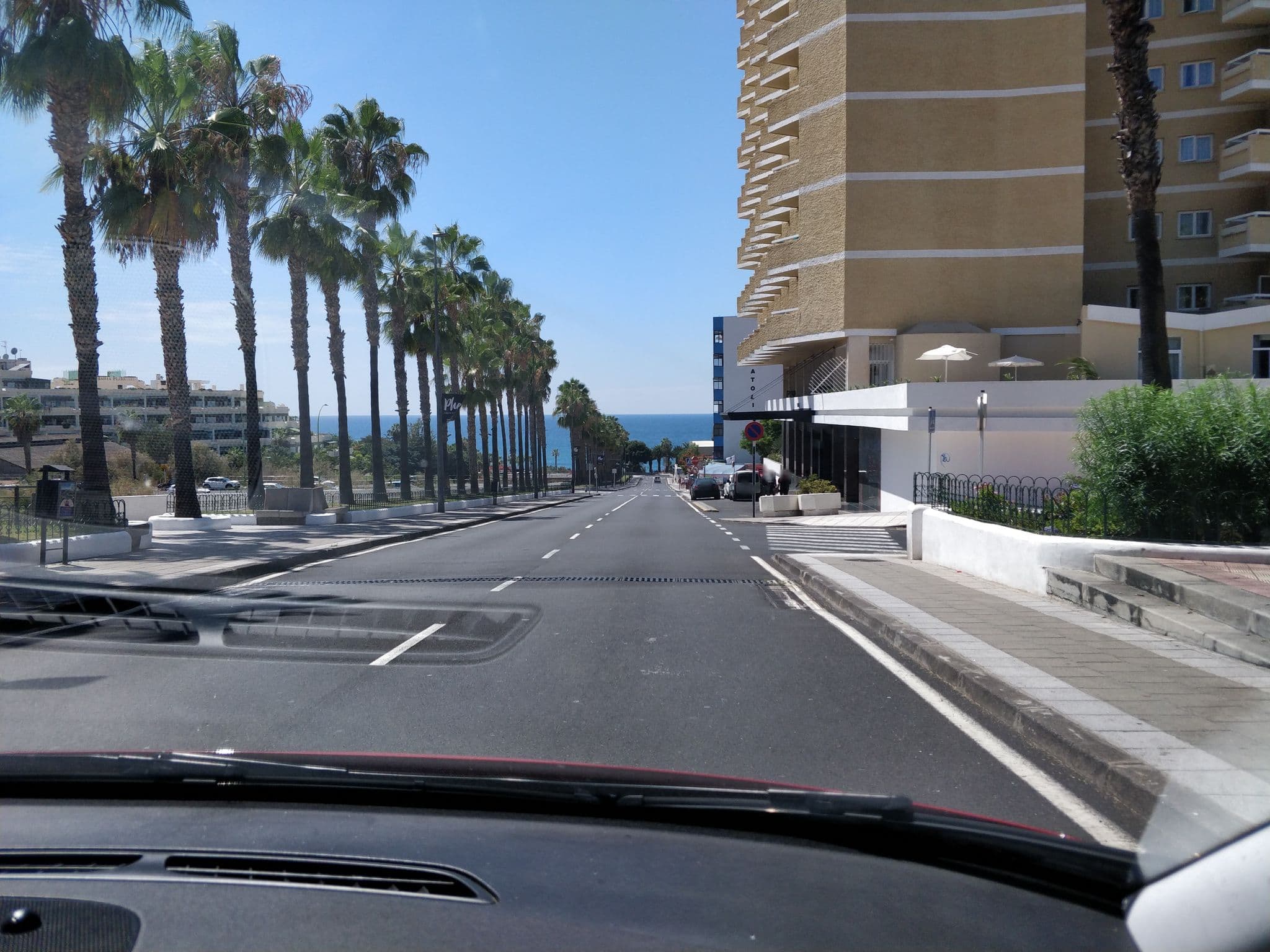 Street view near Florida Tenerife, Puerto de la Cruz — © cronoser (CC BY-SA · Mapillary)