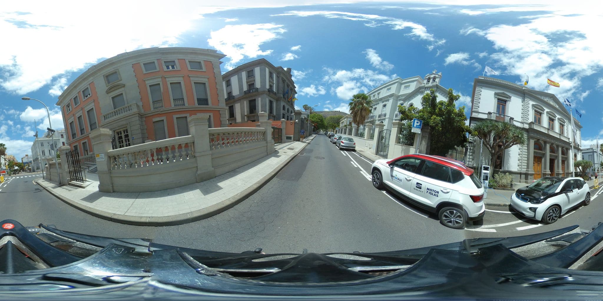 Street view near Percuna Hotel Santa Cruz de Tenerife, Santa Cruz de Tenerife — © javiersanp (CC BY-SA · Mapillary)