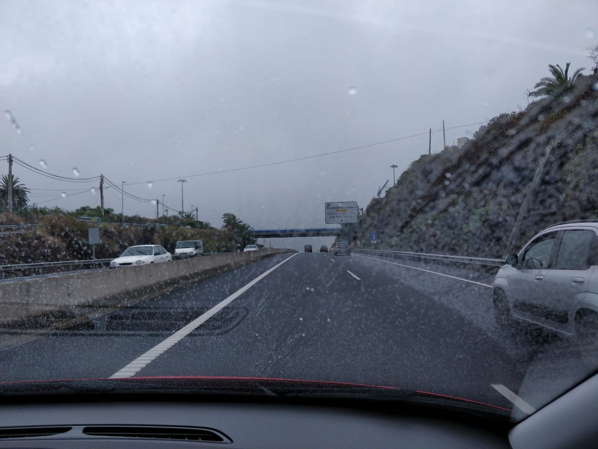 Street view near Heaven In Europe 88, Santa Úrsula — © cronoser (CC BY-SA · Mapillary)