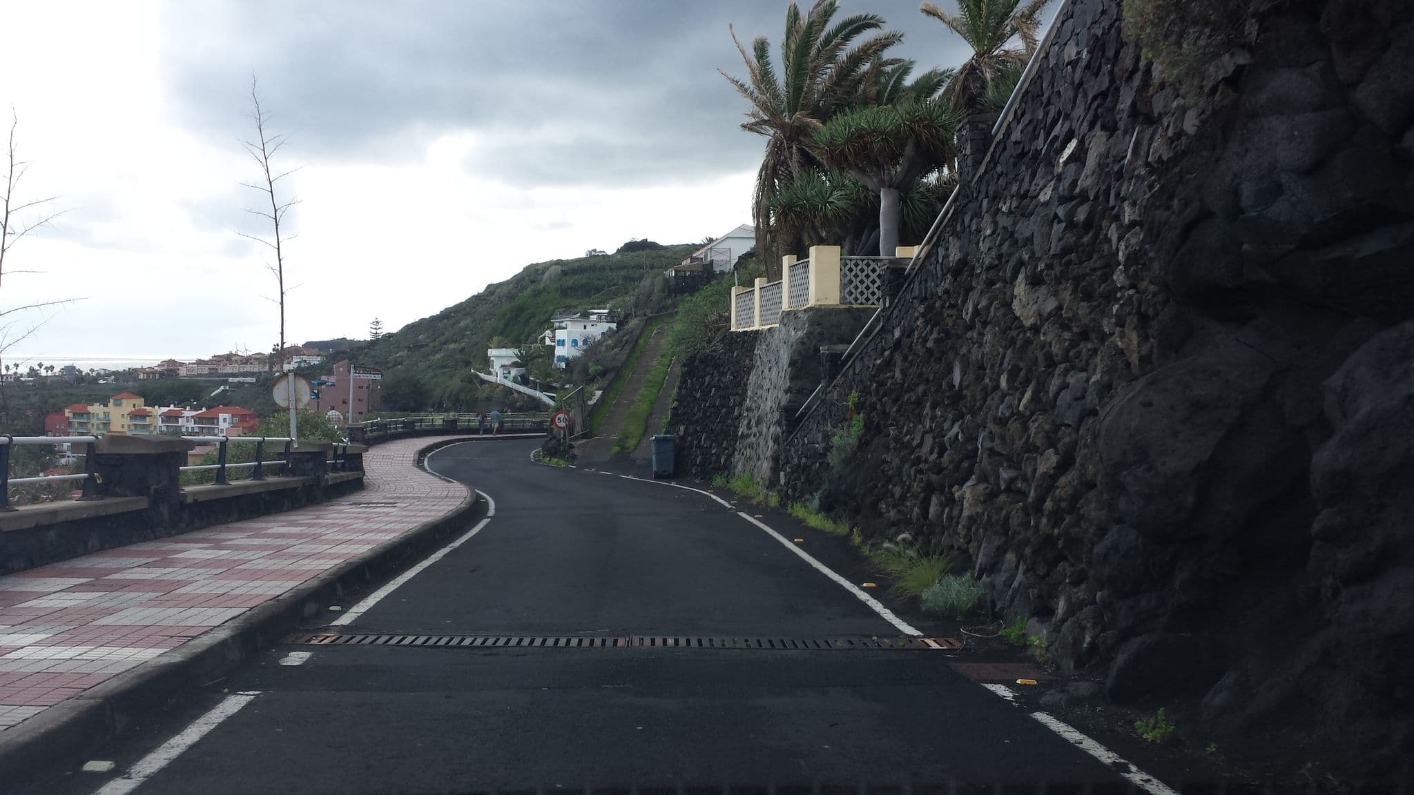 Street view near Apartamentos Lagoazul, Breña Alta — © renade (CC BY-SA · Mapillary)