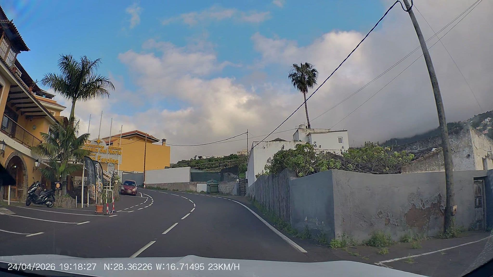 Street view near Estrella Del Norte, Icod de los Vinos — © AR88 (CC BY-SA · Mapillary)