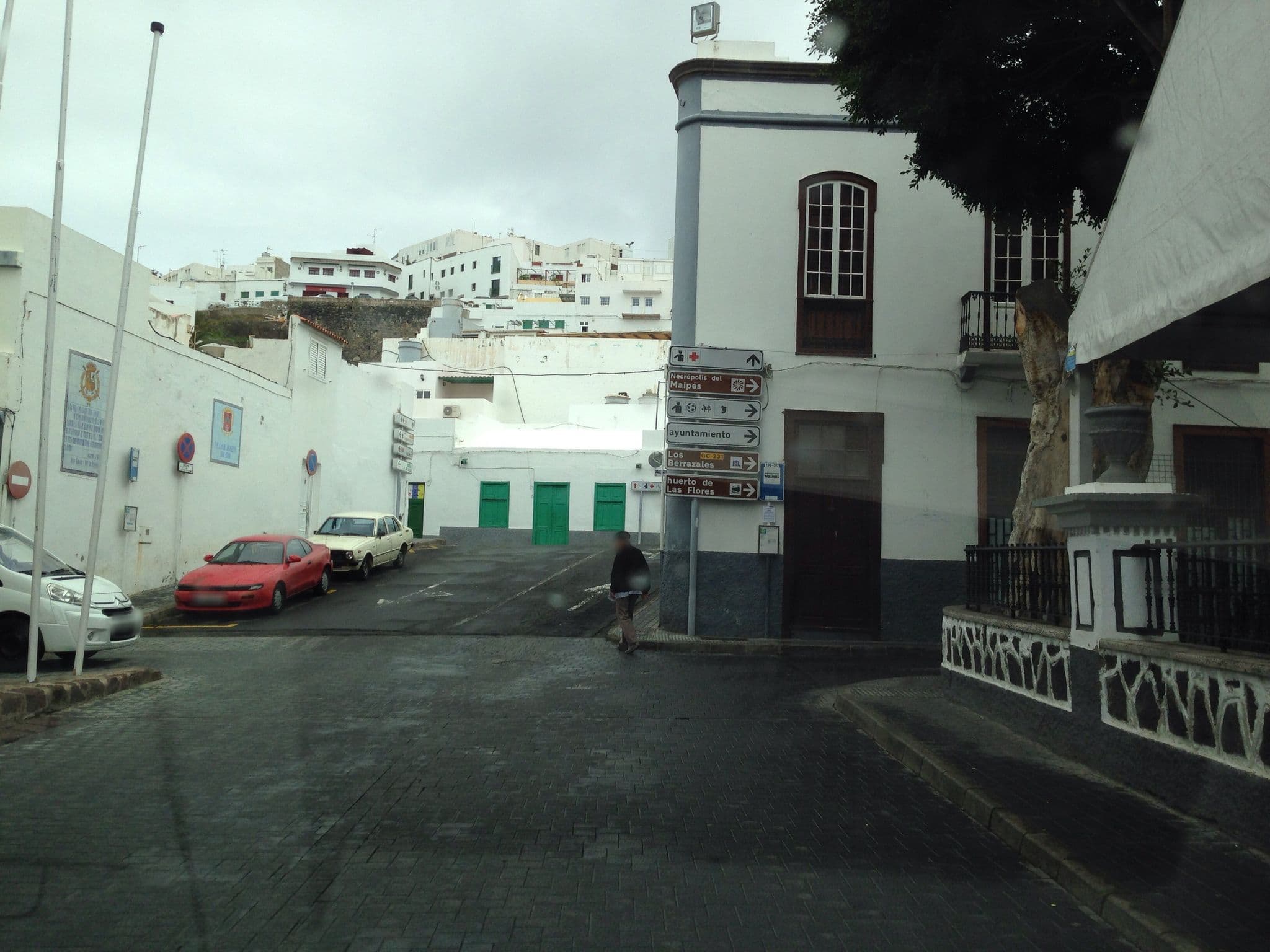 Street view near Manipa Hostel, Agaete — © zors1843 (CC BY-SA · Mapillary)