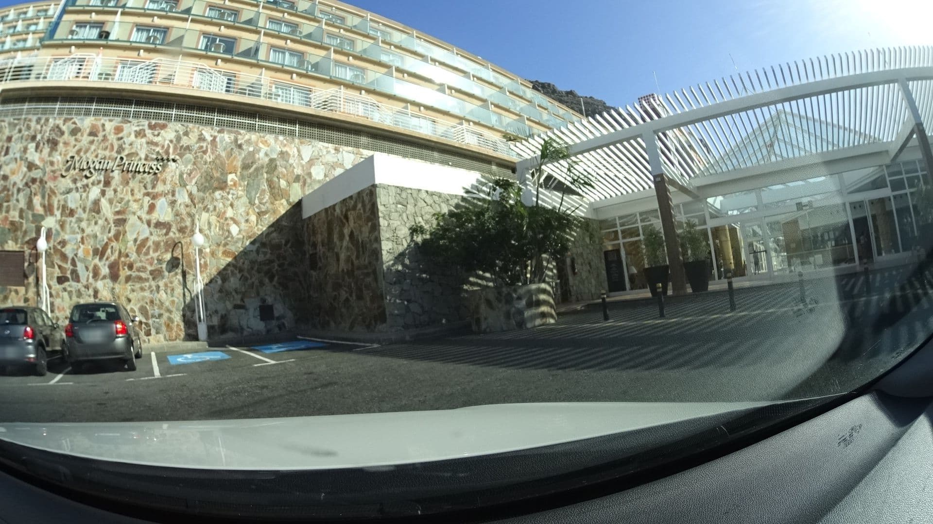 Street view near Hotel Mogán Princess, Puerto Rico — © sashazykov (CC BY-SA · Mapillary)