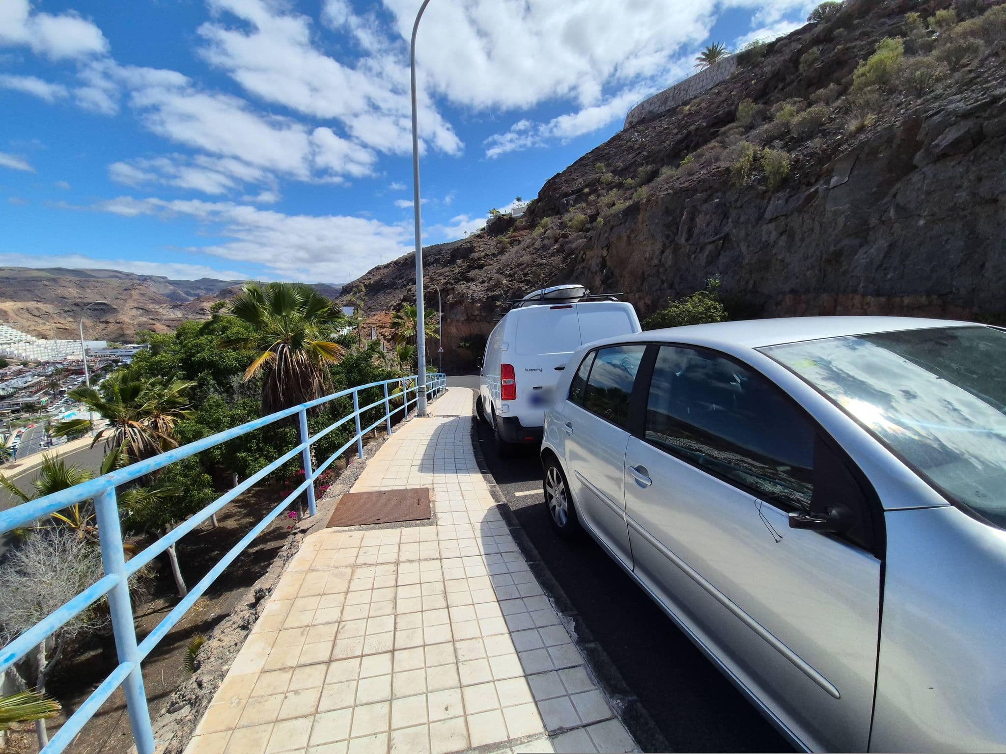 Street view near Jacaranda Apartments, Puerto Rico — © beer119 (CC BY-SA · Mapillary)