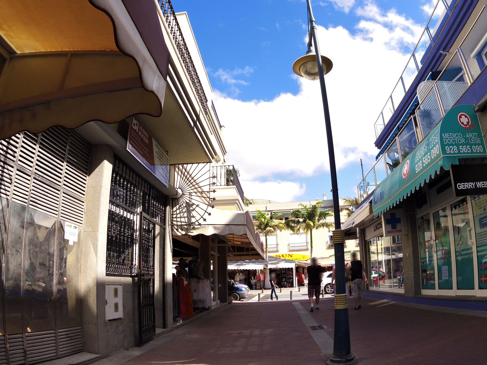 Street view near Edificio Playa, Puerto Rico — © zors1843 (CC BY-SA · Mapillary)