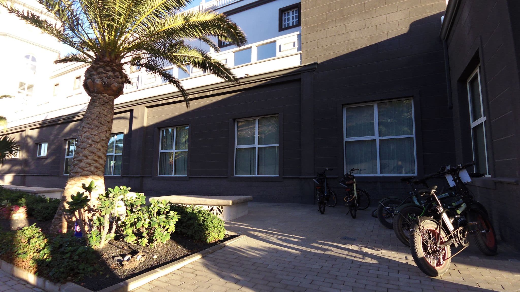 Street view near Sensimar Royal Palm Resort & Spa, Costa Calma — © czmrtn (CC BY-SA · Mapillary)