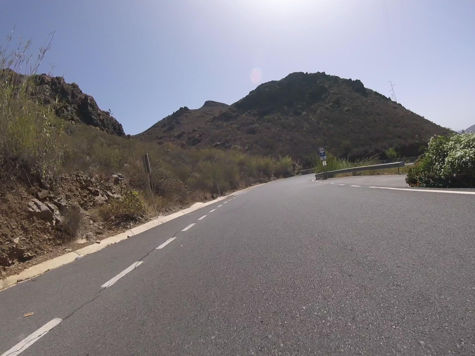 Street view near Finca el Molino de Agua, Santa Lucía — © mikelo (CC BY-SA · Mapillary)