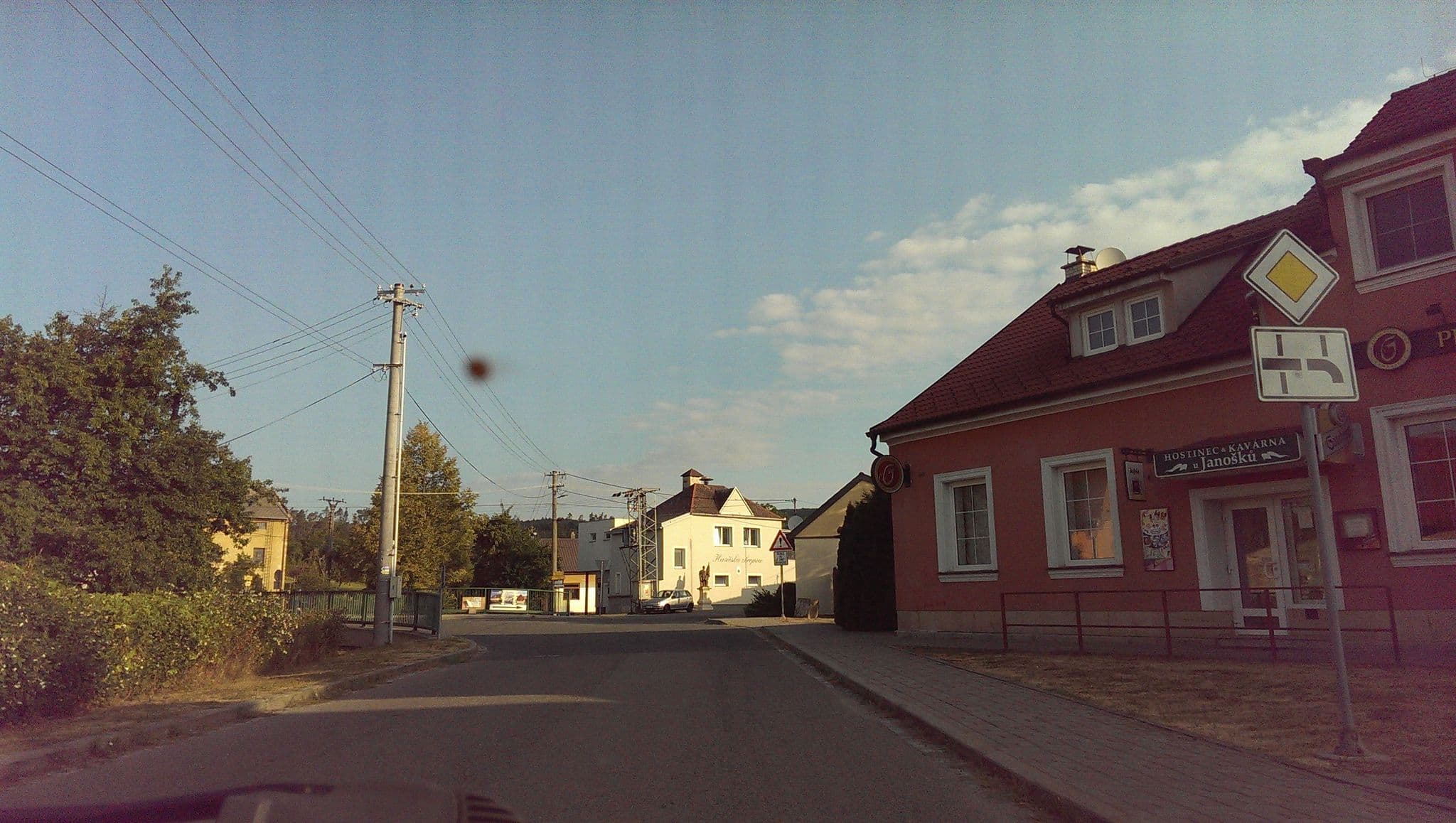 Street view near U Janošků, Žeravice — © roraima (CC BY-SA · Mapillary)