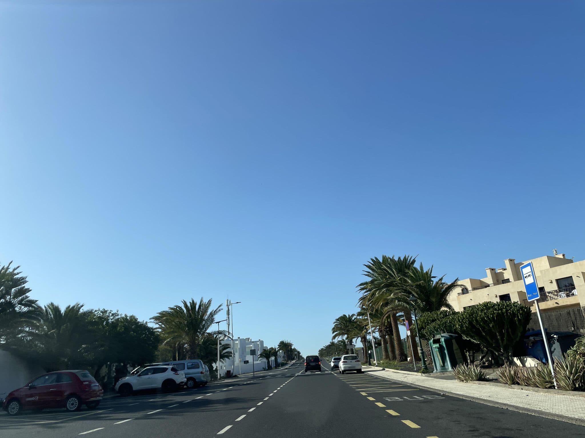 Street view near Apartamentos Oasis Timanfaya Golf, Costa Teguise — © tumblecow (CC BY-SA · Mapillary)