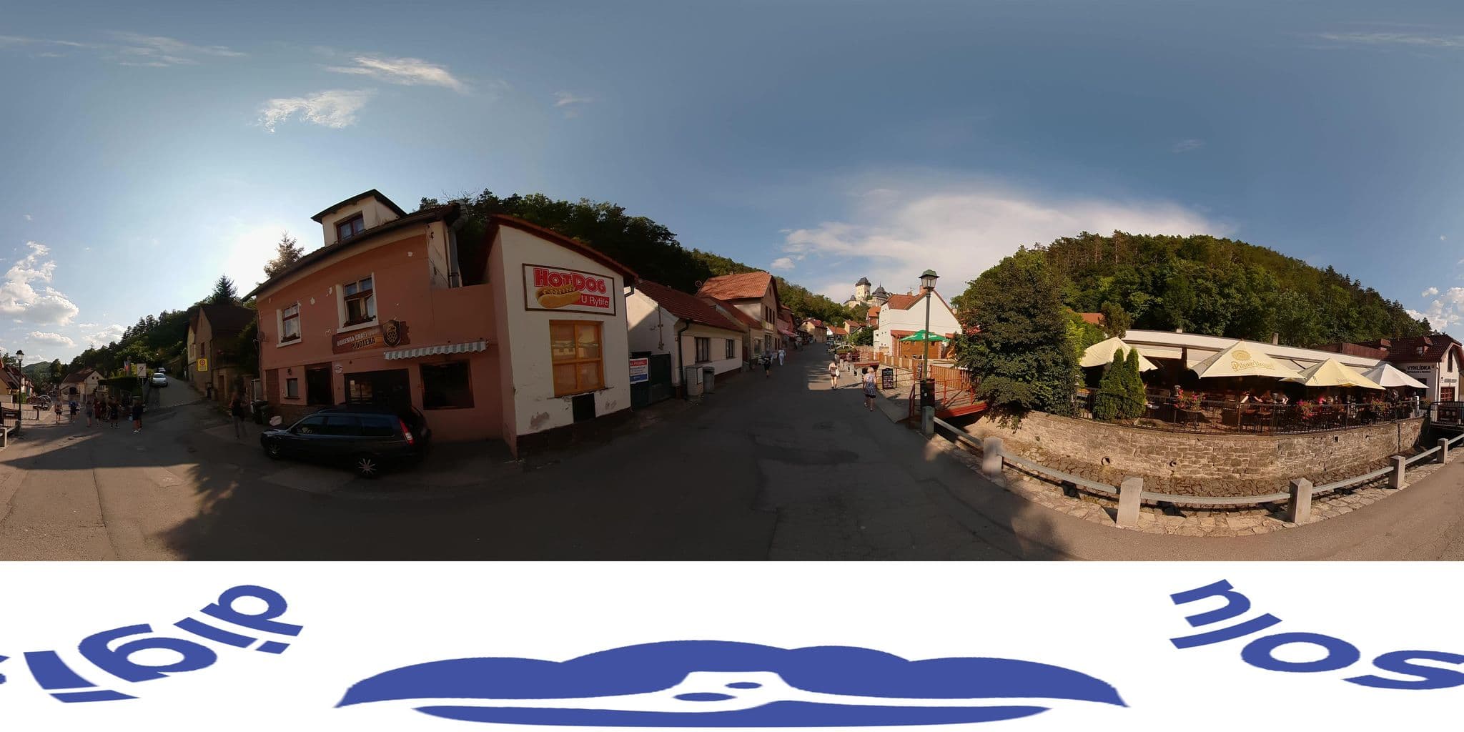 Street view near Penzion Bellevue - Vyhlídka Karlštejn, Řevnice — © ZdenekzDigisolu (CC BY-SA · Mapillary)
