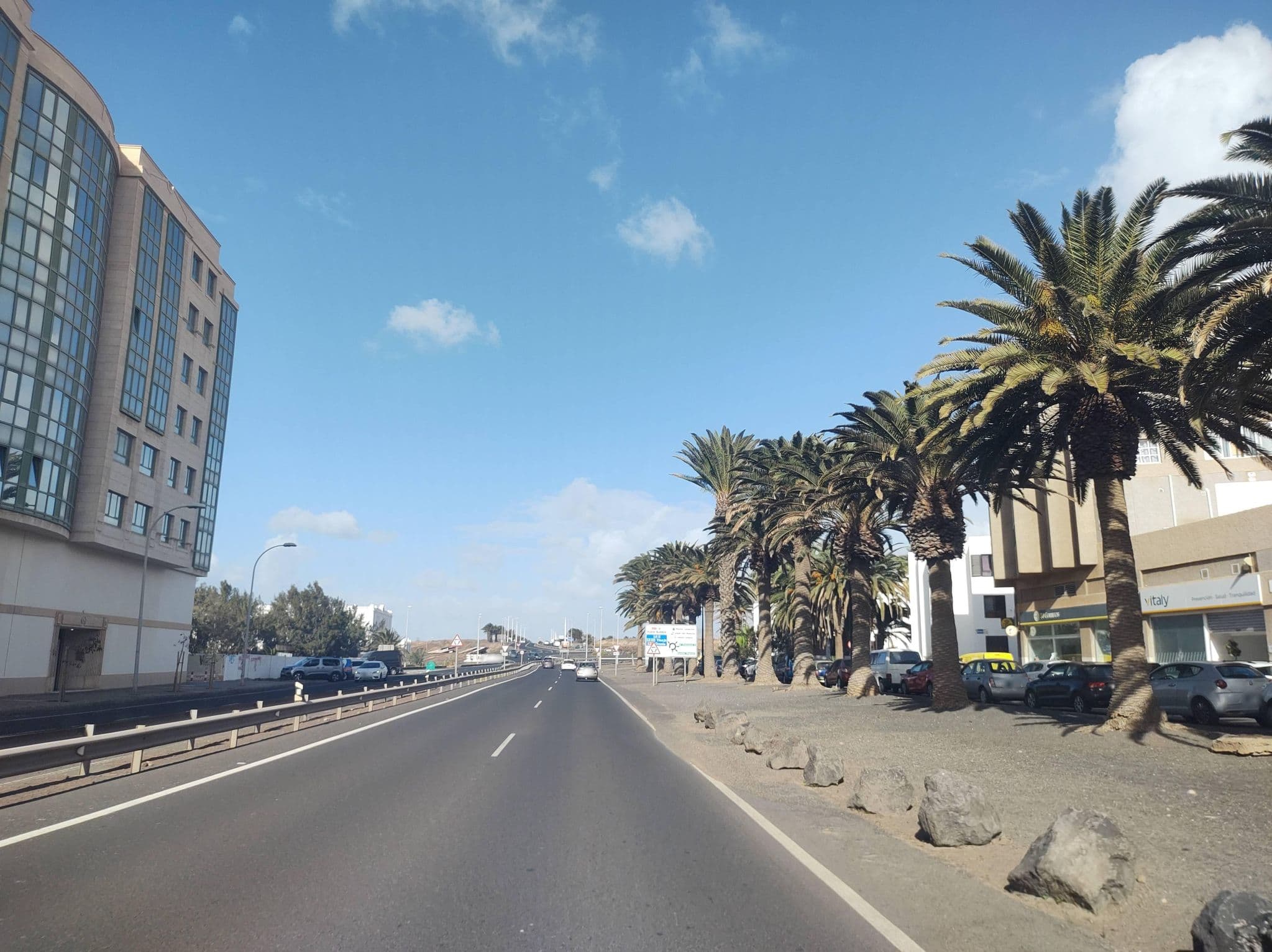 Street view near Ático de Arrecife, Arrecife — © thetornado76 (CC BY-SA · Mapillary)