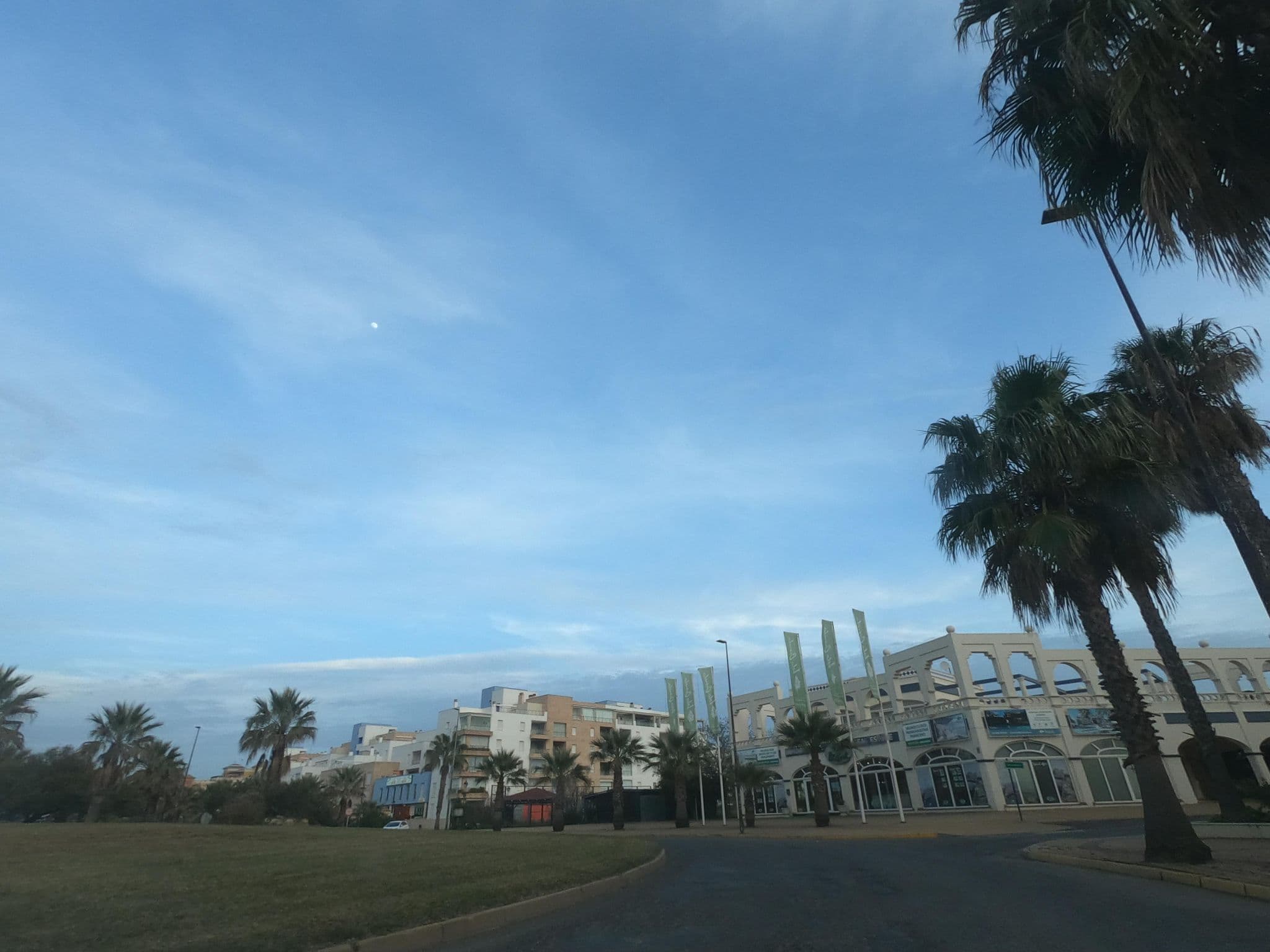 Street view near Playa Marina Spa Hotel - Luxury, Isla Cristina — © filohipo (CC BY-SA · Mapillary)