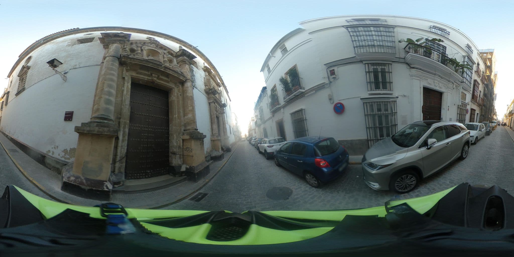 Street view near Art Suites By Casa De Indias, El Puerto de Santa María — © javiersanp (CC BY-SA · Mapillary)