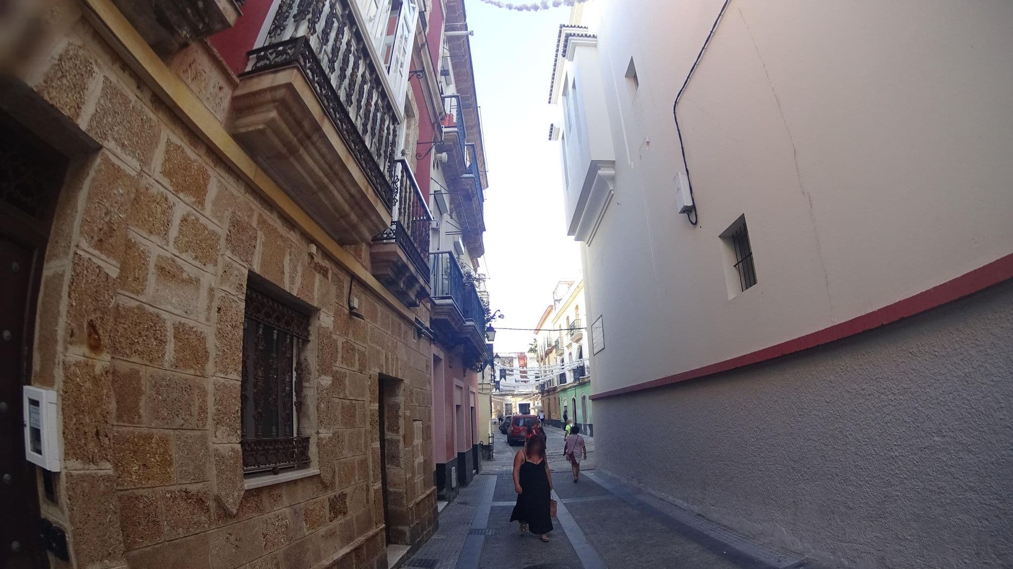 Street view near Dormir en Cádiz, Cadiz — © robertogeb (CC BY-SA · Mapillary)