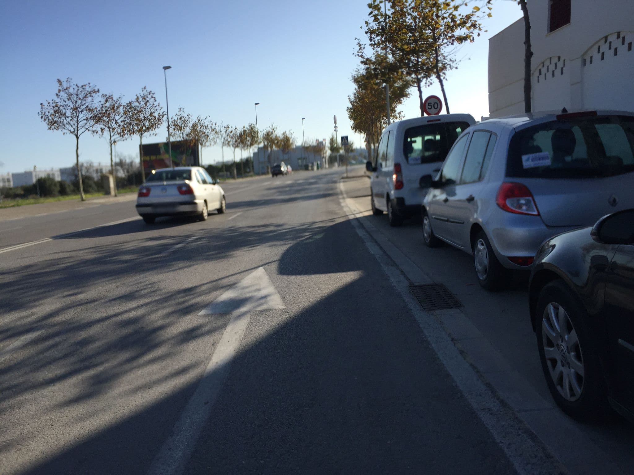 Street view near Hotel Apartamentos Turisticos San Vicente, Conil de la Frontera — © flidolin (CC BY-SA · Mapillary)