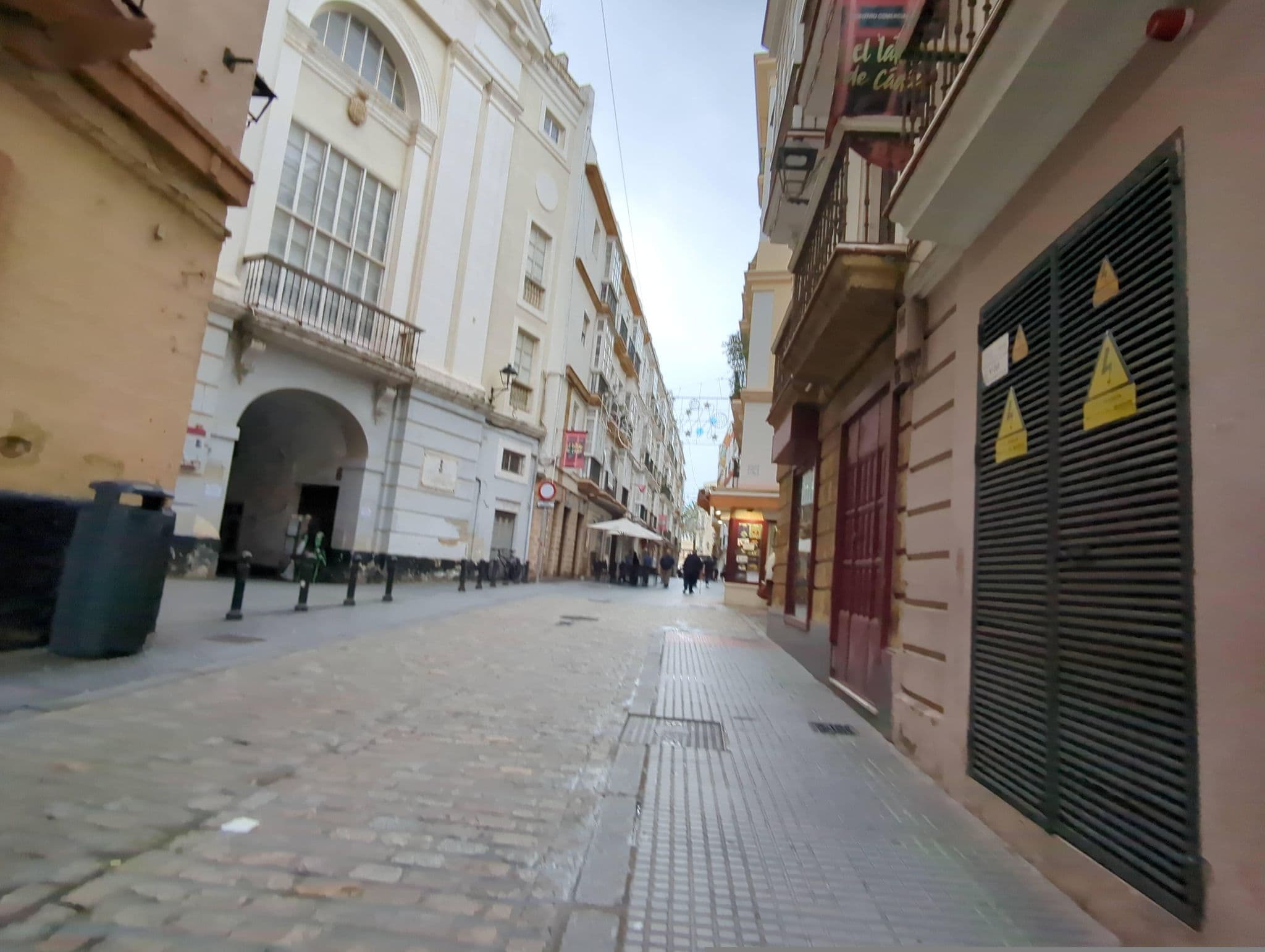 Street view near Pension marques, Cadiz — © miguel_andrade (CC BY-SA · Mapillary)