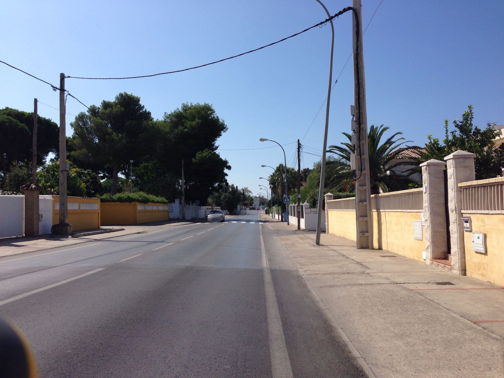 Street view near Aldiana Andalusien, Chiclana de la Frontera — © flidolin (CC BY-SA · Mapillary)