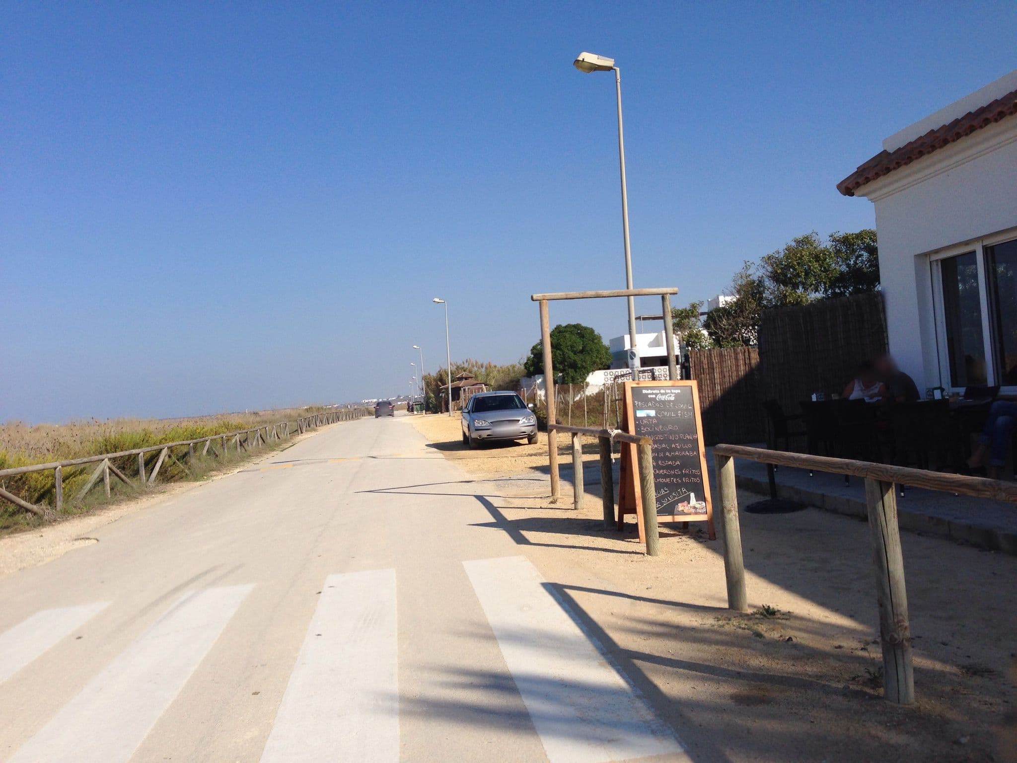 Street view near Hostal El Pajaro Verde, Conil de la Frontera — © flidolin (CC BY-SA · Mapillary)