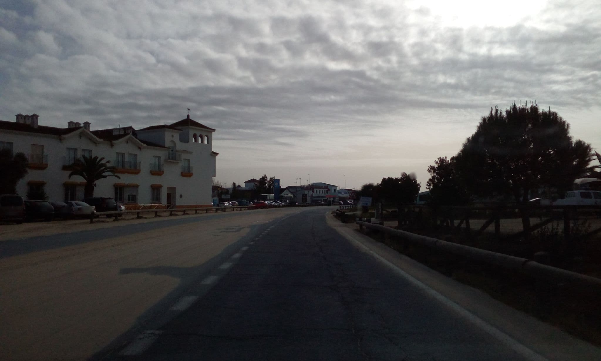 Street view near Cortijo de los Mimbrales, Almonte — © micmin1972 (CC BY-SA · Mapillary)