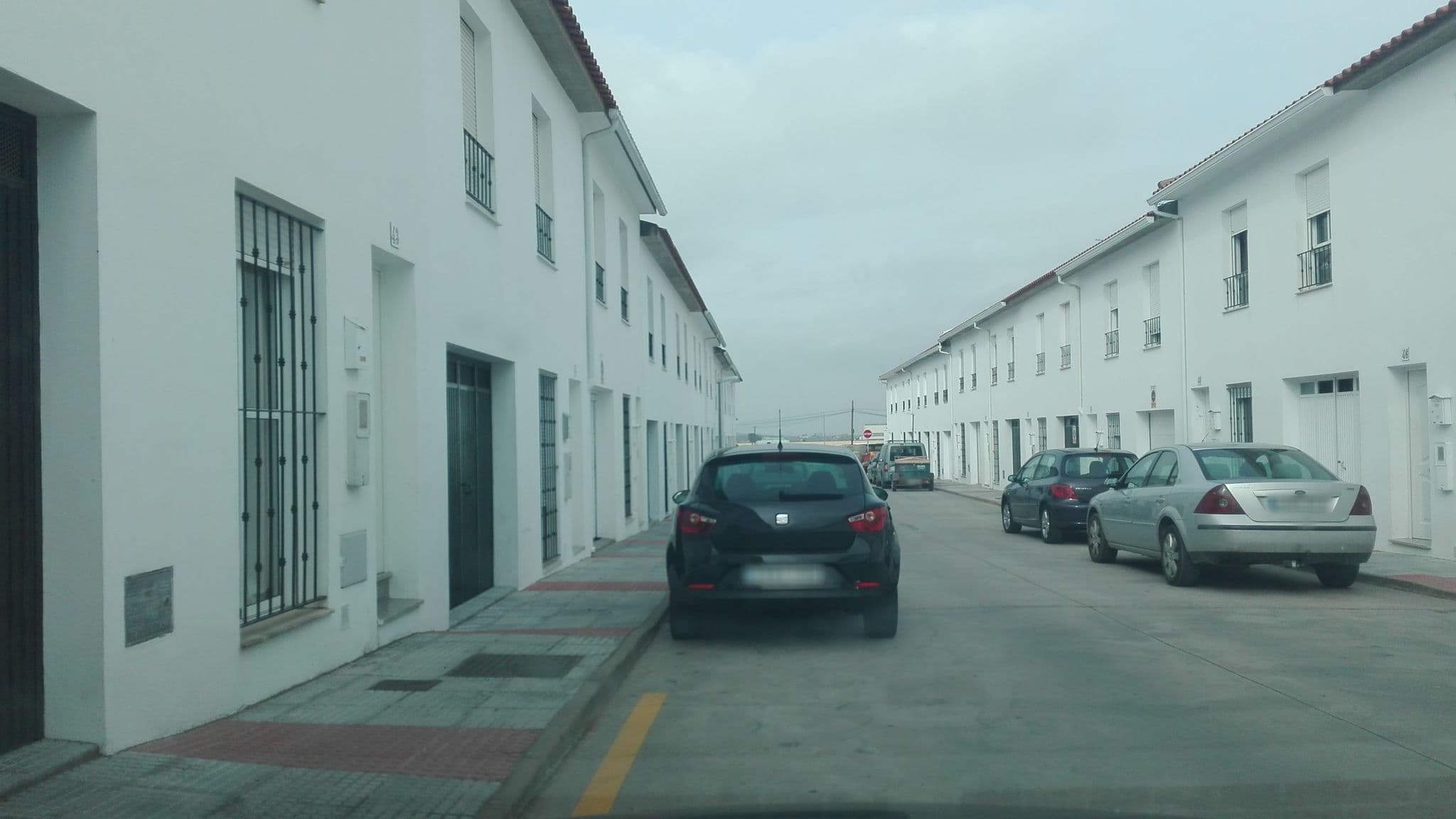 Street view near Albergue Valle de los Molinos, Llerena — © matinadi (CC BY-SA · Mapillary)