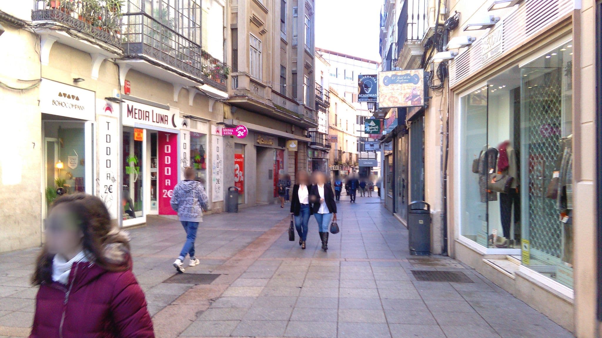 Street view near Hotel Olivae, Cáceres — © sk53_quint (CC BY-SA · Mapillary)